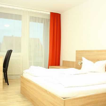 Königsbrunn Hotel Krone מראה חיצוני תמונה