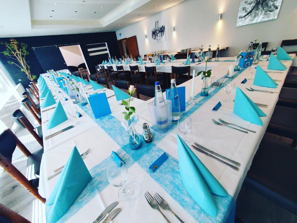 Königsbrunn Hotel Krone מראה חיצוני תמונה
