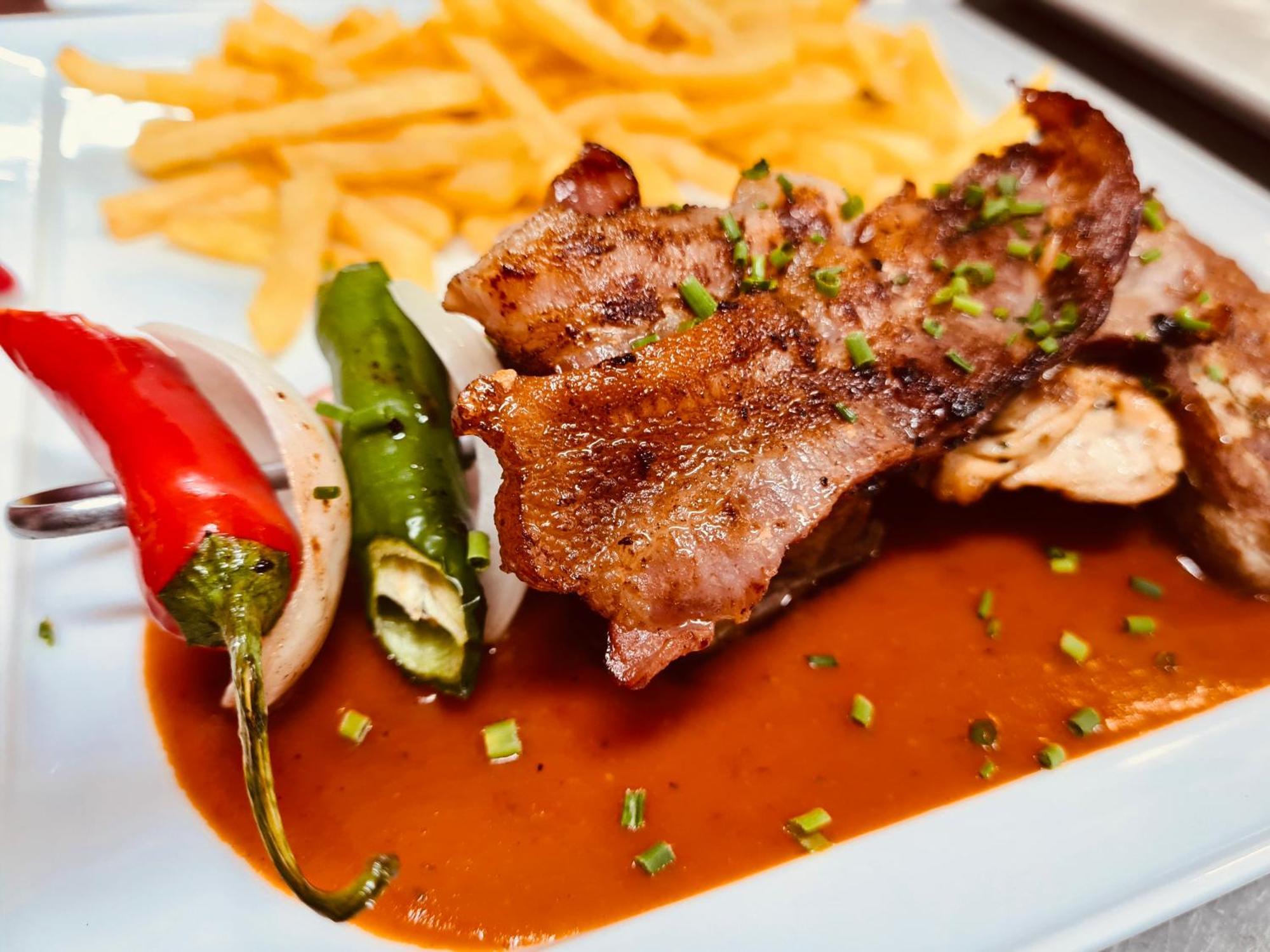 Königsbrunn Hotel Krone מראה חיצוני תמונה