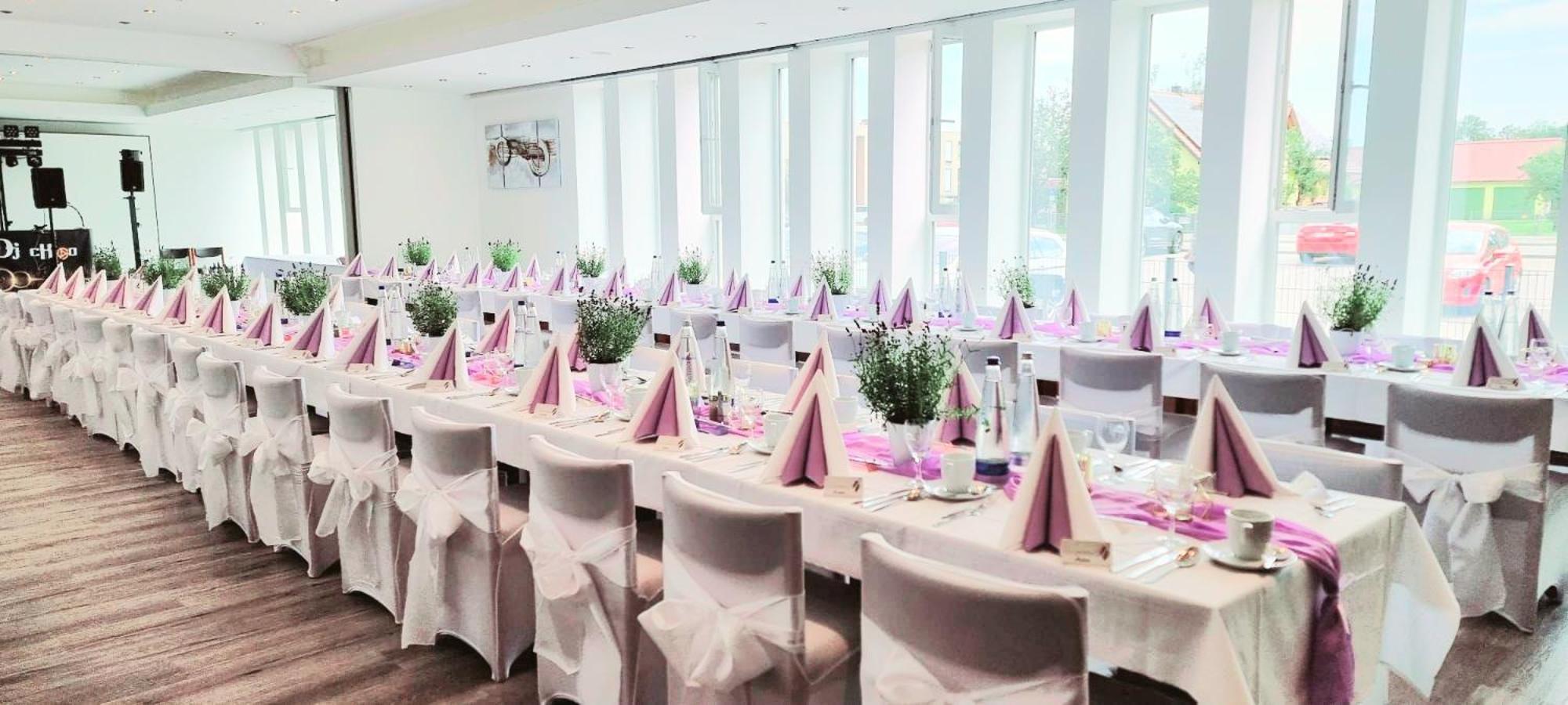 Königsbrunn Hotel Krone מראה חיצוני תמונה