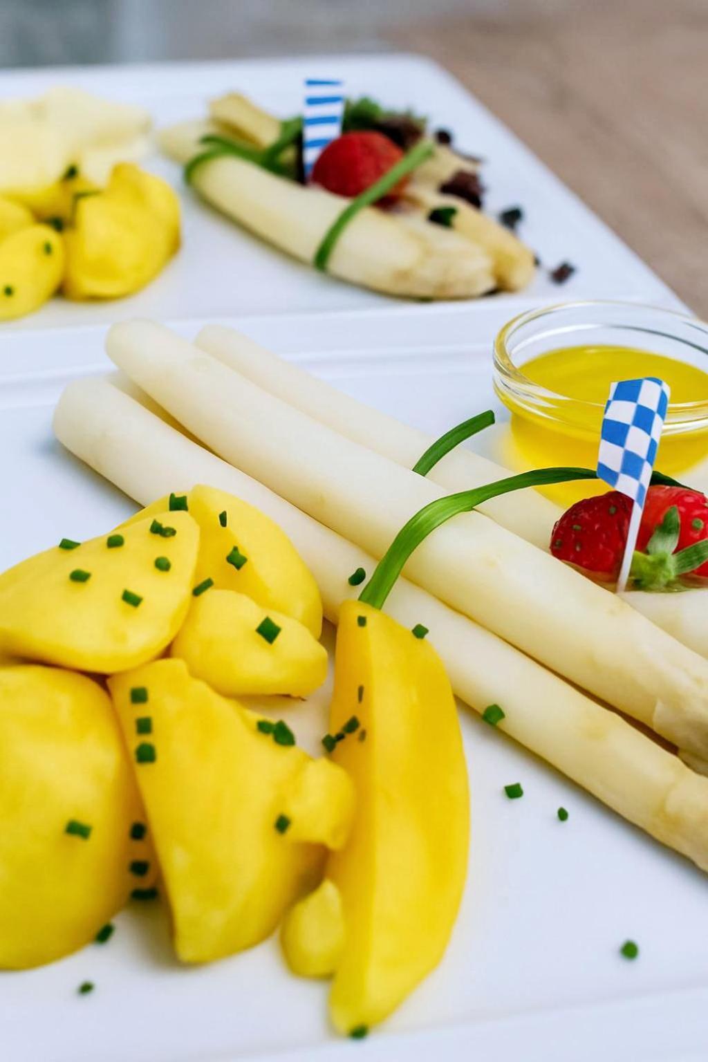 Königsbrunn Hotel Krone מראה חיצוני תמונה