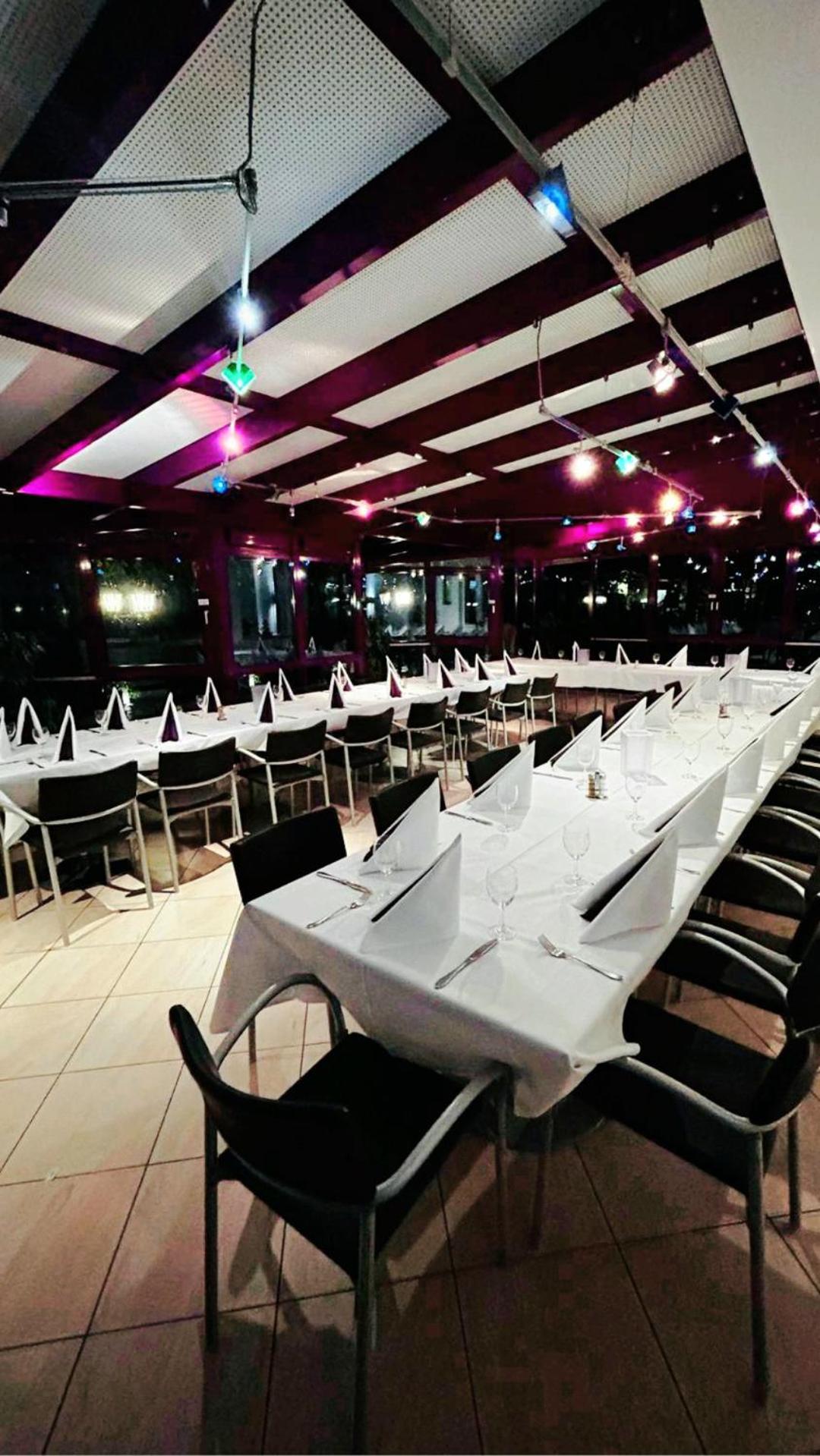 Königsbrunn Hotel Krone מראה חיצוני תמונה