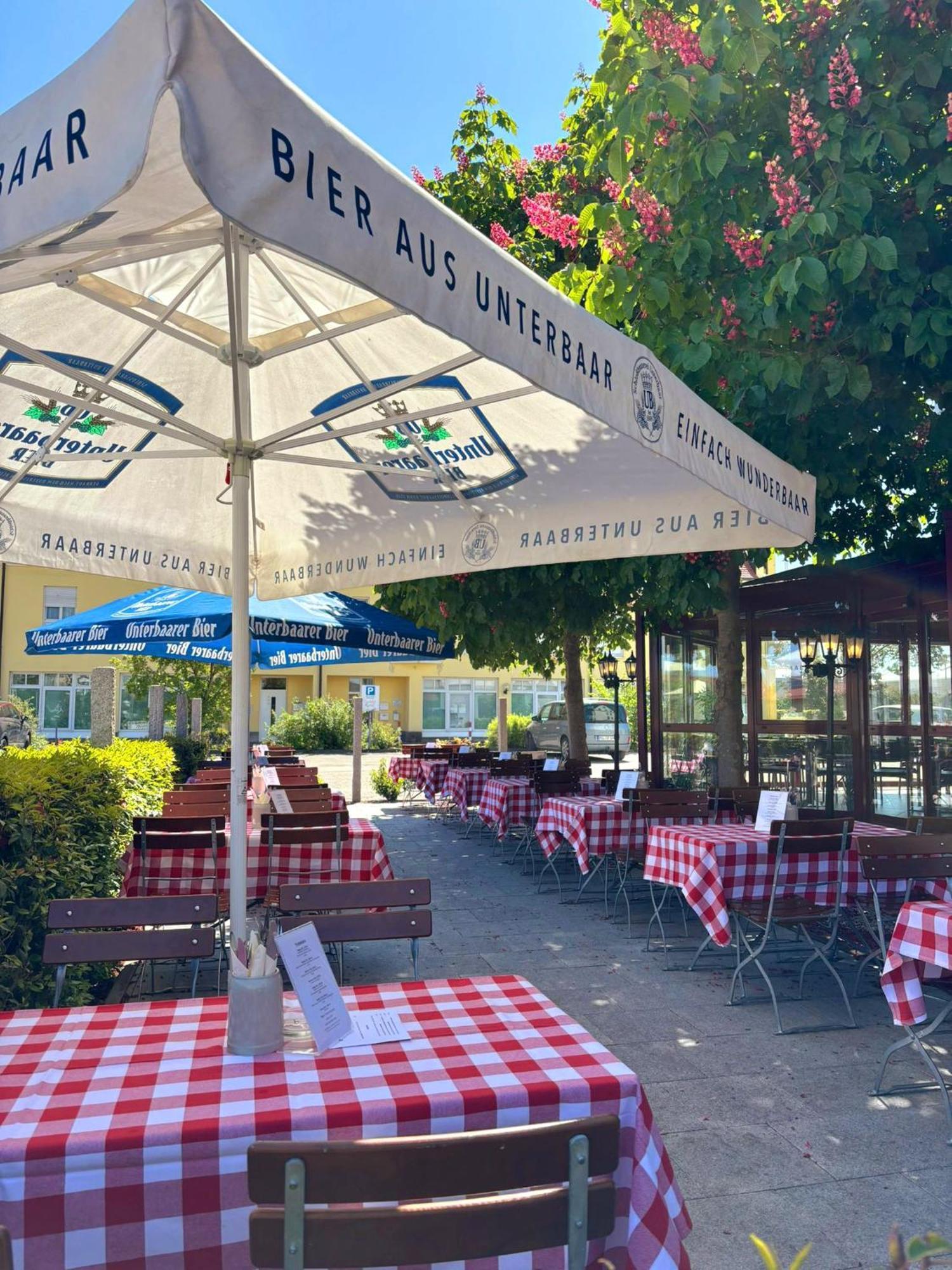 Königsbrunn Hotel Krone מראה חיצוני תמונה